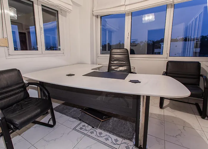 아파트 Celestial Garden-thessaloniki's Modern, Eclectic Penthouse-ideal For Remote Work And Longer *