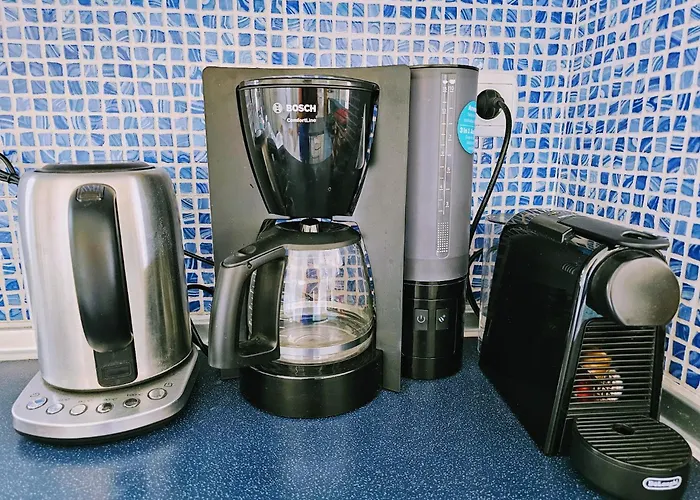 Appartement Celestial Garden-thessaloniki's Modern, Eclectic Penthouse-ideal For Remote Work And Longer