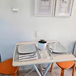Celestial Garden-thessaloniki's Modern, Eclectic Penthouse-ideal For Remote Work And Longer