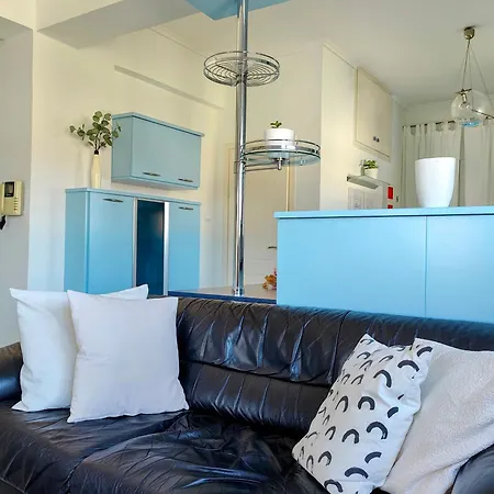 Celestial Garden-thessaloniki's Modern, Eclectic Penthouse-ideal For Remote Work And Longer * Szaloniki